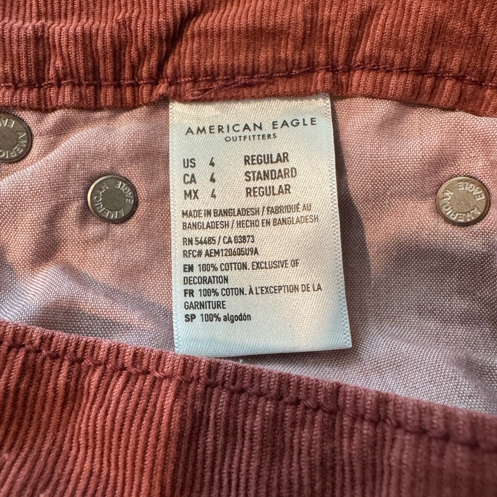 AE Low Rise Skater Jeans - Picture 6 of 10